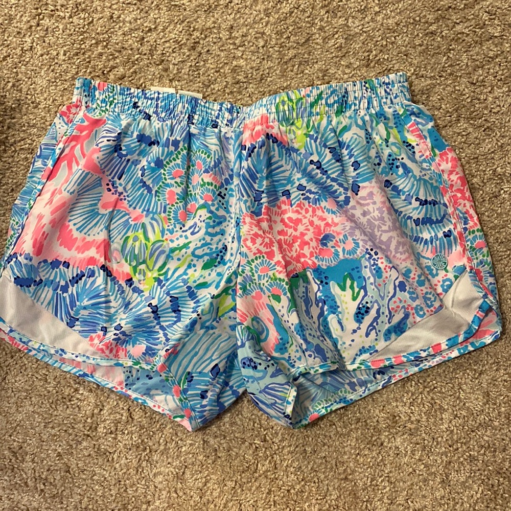 Lilly Pulitzer ocean trail shorts